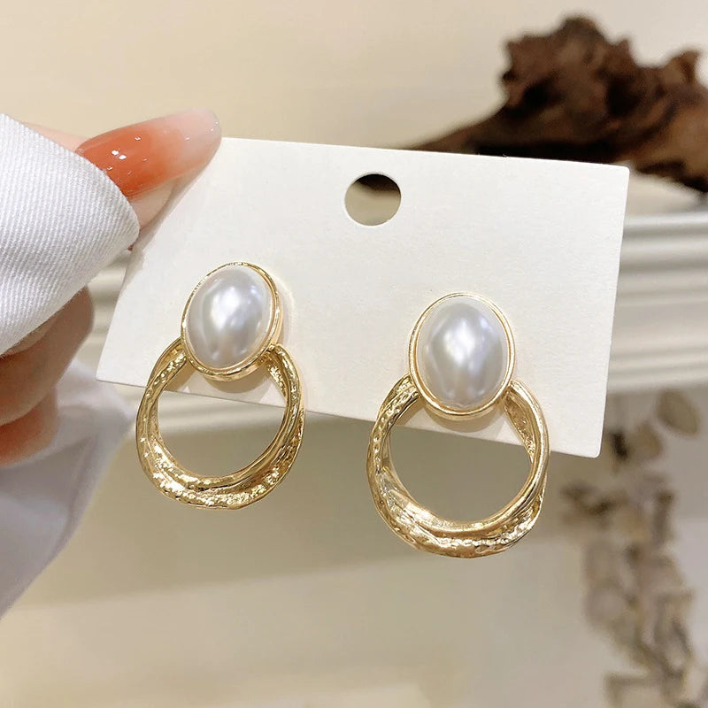 French Vintage Pearl Earrings High-Level Women Stud Earrings