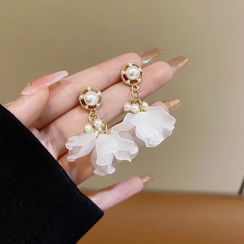 Women's Flower Earrings Light Small Fresh Sweet Ear Jewelry