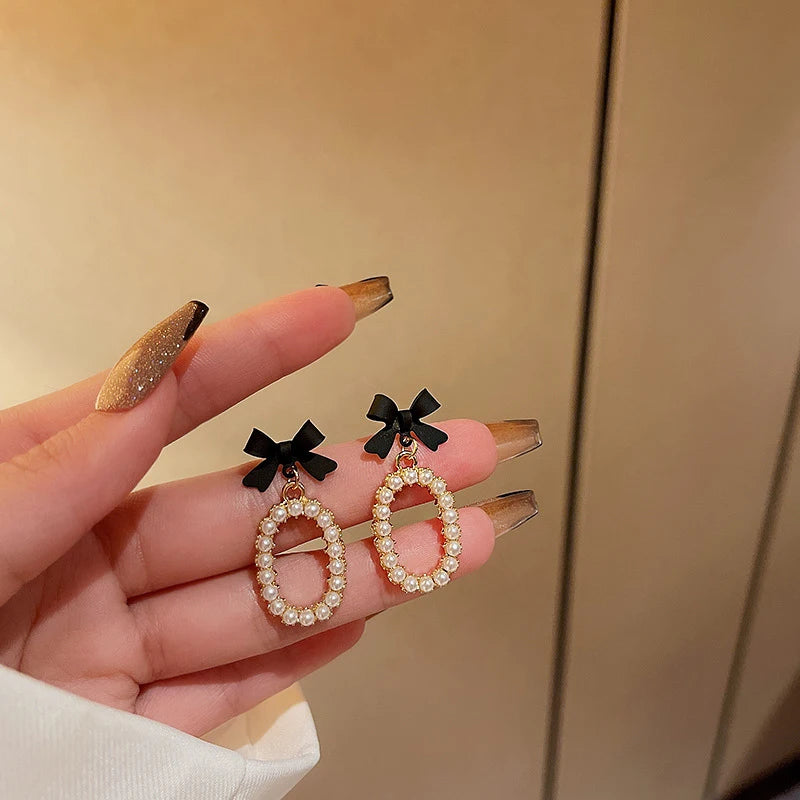 Retro Oval Pearl Earrings High-end Personality