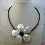 AA Real Pearl Shell Flower Necklace South Sea Shell Crystal Fine Jewelry