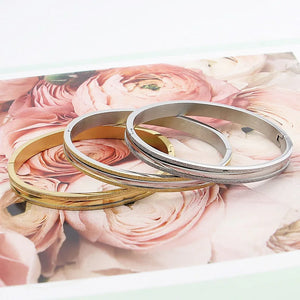 Stainless Steel Frosted Bangle Bracelet for Men and Women