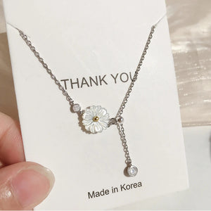 Silver Daisy Flower Necklace Ladies Fairy Pull Clavicle Chain Shell Pendant
