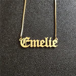 Vertical Box Chain Hanging Script Nameplate Necklace