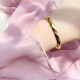 Vietnam Shakin Ladies Heart-Shaped 18K Bangles For Girlfriend