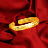 Vietnam Shakin lady 18K bracelet with gypsophila heart