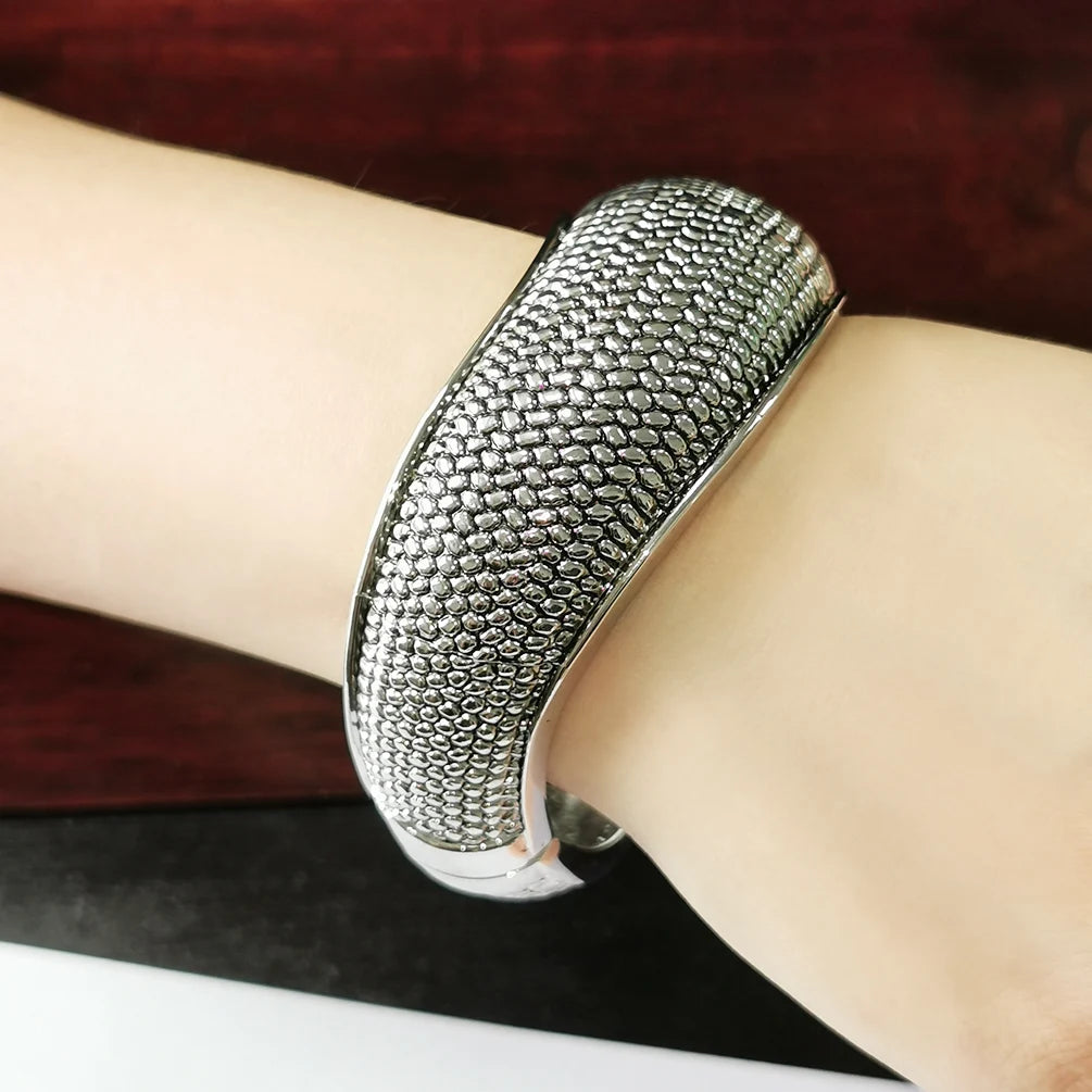 Vintage Alloy Cuff Bracelets Statement Jewelry Chunky Snake Big Bangle