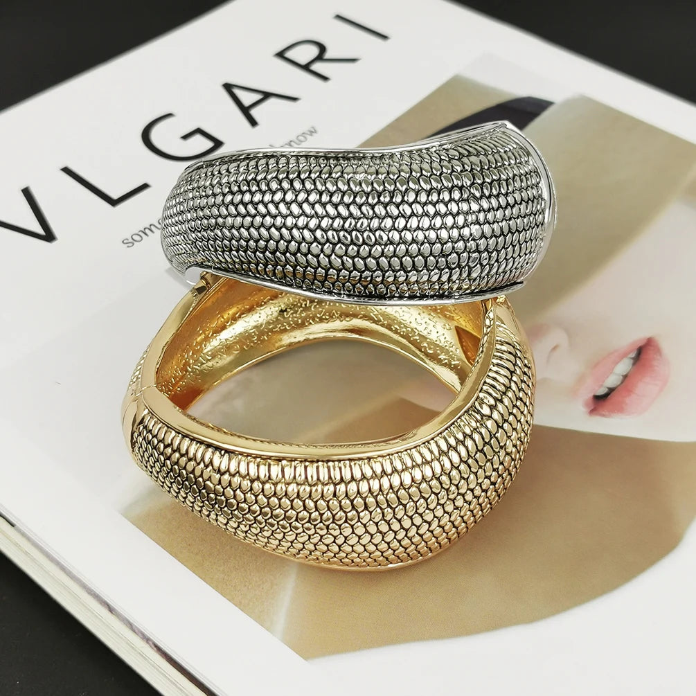 Vintage Alloy Cuff Bracelets Statement Jewelry Chunky Snake Big Bangle