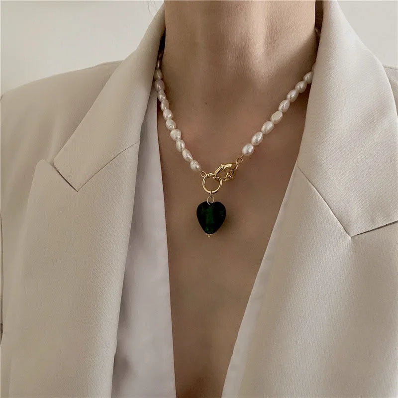 Vintage Baroque Pearl Necklace for Women Heart Linked Pendant Choker