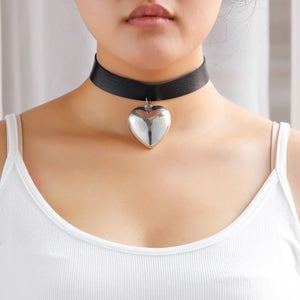 Vintage Leather Heart Choker Necklace for Women