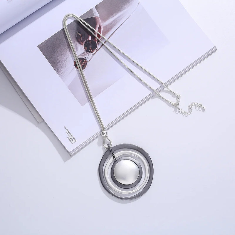 Vintage Statement Necklace Round Pendant Jewelry for Women