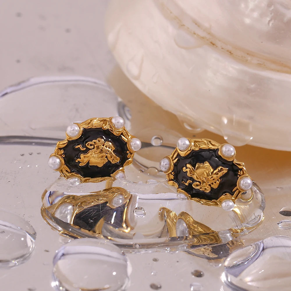 Vintage Oval Shape Pearl Portrait Stud Earring Jewelry For Ladies