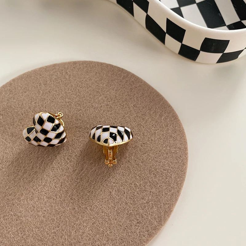 Vintage Plaid Geometric Round Heart Clip-on Earrings for Women