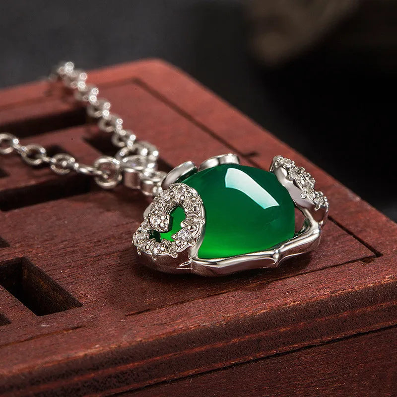 Vintage Green Jade Emerald Gemstones Pendant Necklace 18k Silver Jewelry