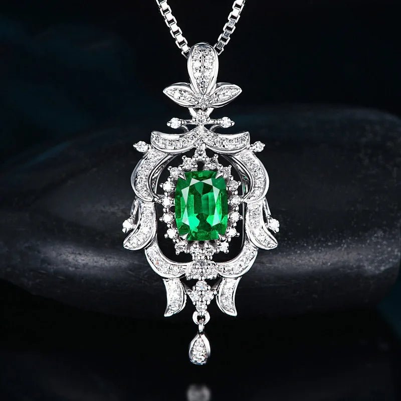 Vintage Carving Emerald Princess Diamond Pendant Necklaces