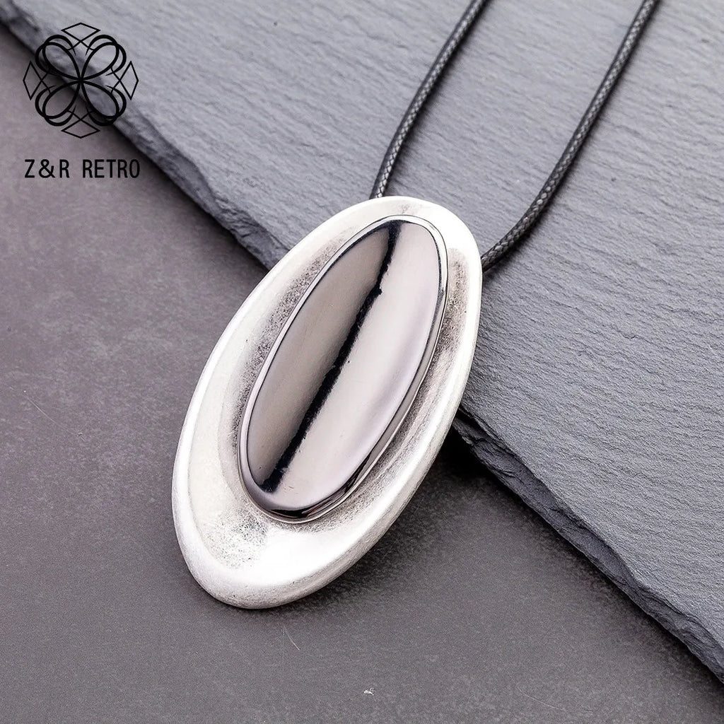 Vintage Celebrity Collar Chain Geometric Necklace Women's Pendants Jewelry