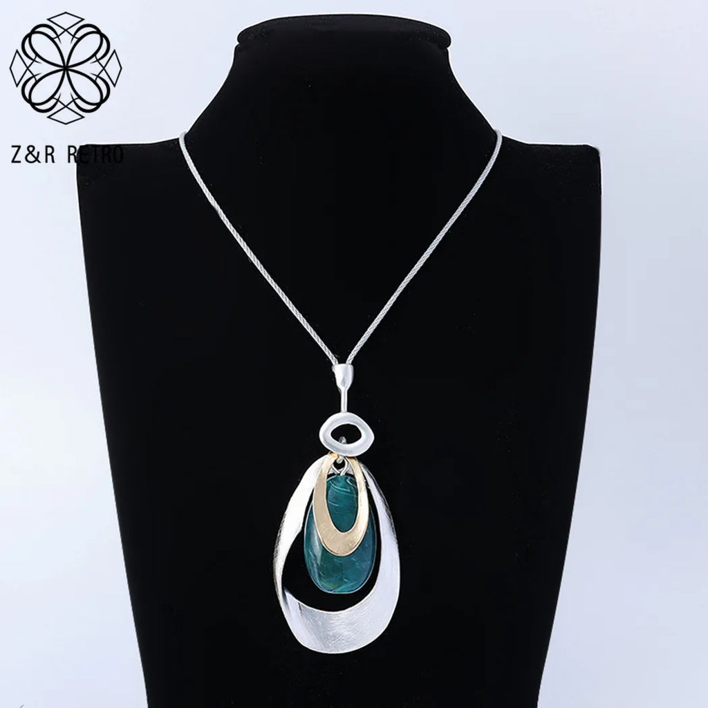 Vintage Celebrity Gothic Resin Bead Necklace for Women