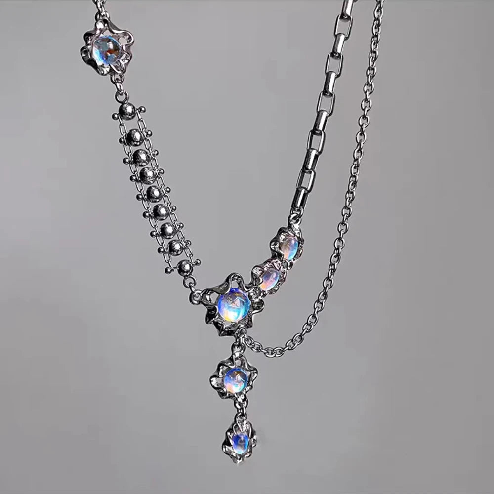 Vintage Moonstone Pendant Necklace Glowing Moon Light Charm Jewelry