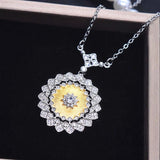 Vintage Flower Edge Pendant Necklace Two-Tone Geometry Jewelry