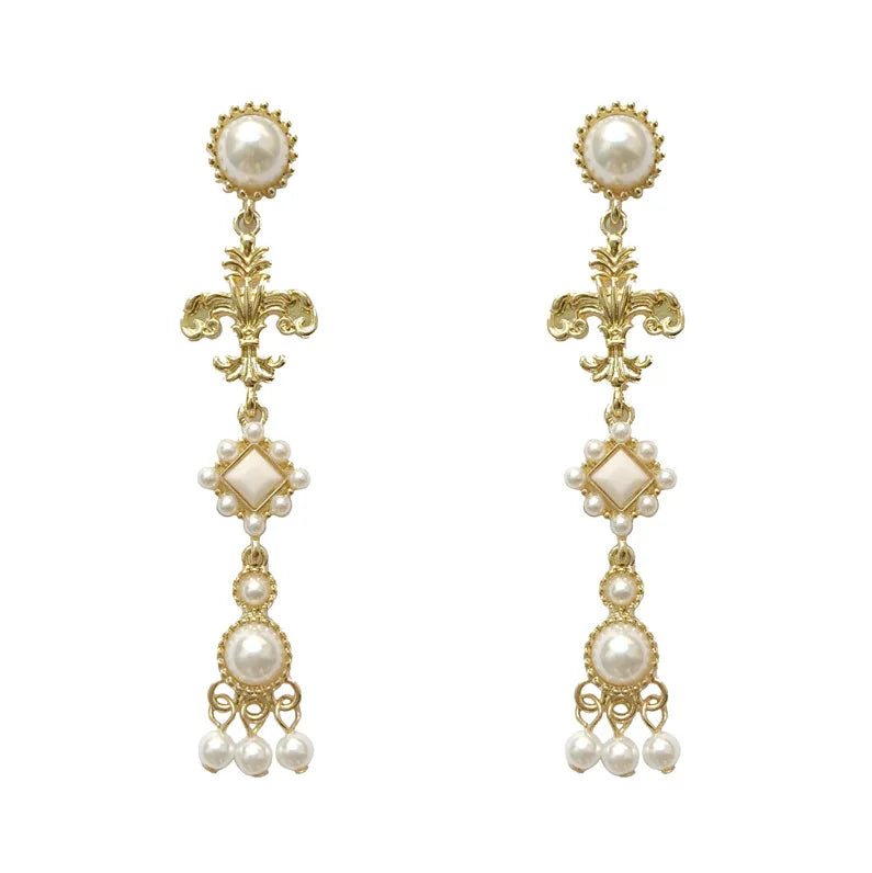Vintage French Baroque Long Pearl Clip on Earrings Court Temperament Retro