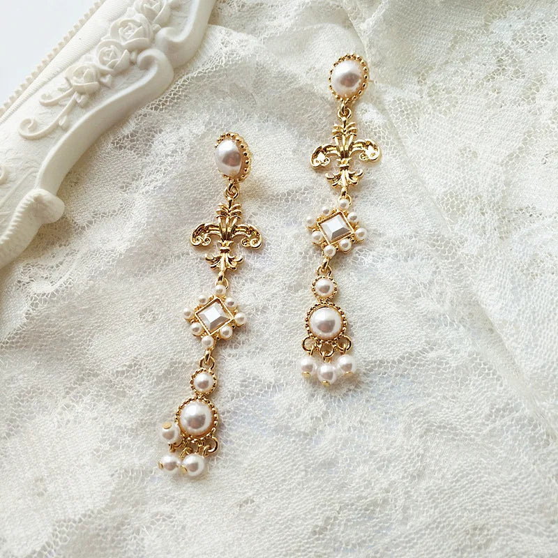 Vintage French Baroque Long Pearl Clip on Earrings Court Temperament Retro