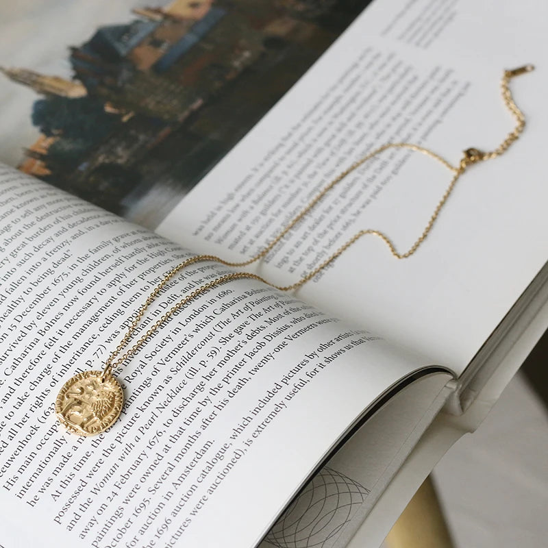 Vintage Coin Chain Necklace Gothic Lion Pendant Choker Charm Jewelry
