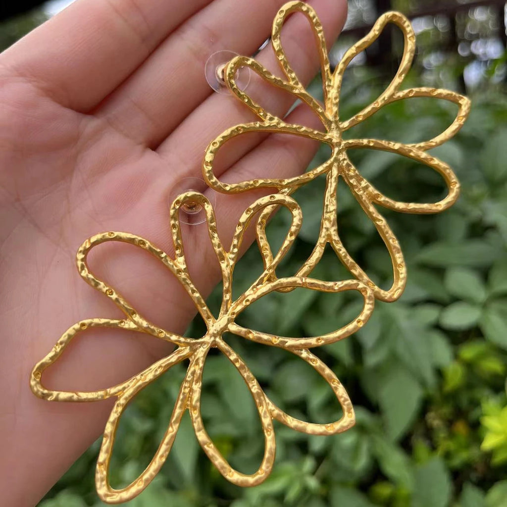 Vintage Flower Stud Earrings for Party