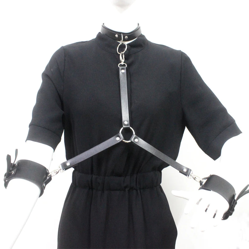 Vintage Gothic Red Faux Leather Collar Big Ring Necklace Set