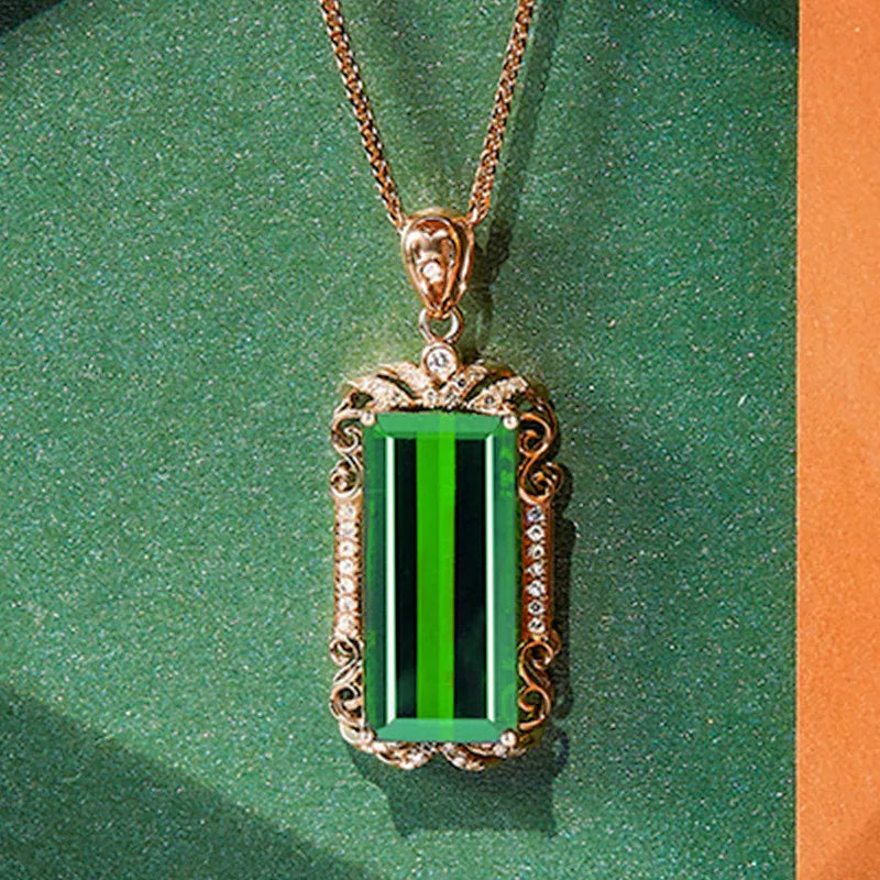 Vintage Green Crystal Emerald Gemstones Pendant Necklace Rose Filled Jewelry