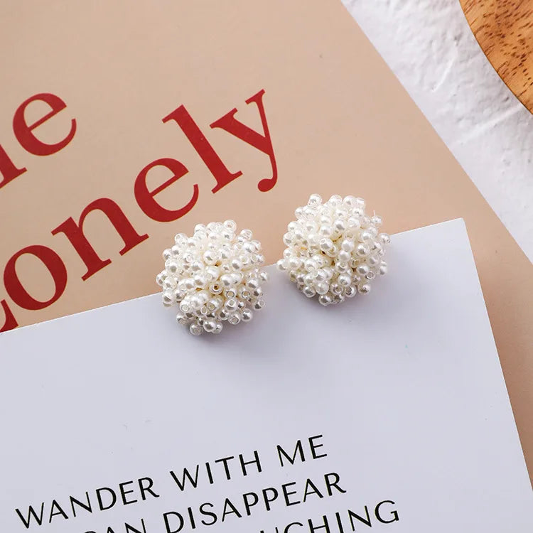 Vintage Style Simulated Pearl Beads Flower Stud Earrings