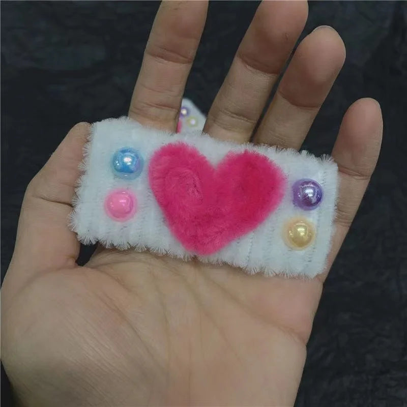 Vintage Harajuku Beads Heart Plush Hairpin Sweet Girly Charm Hair Clip