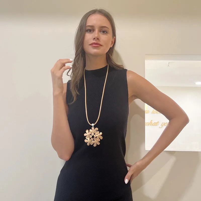 Vintage Long Collares Suspension Pendants Chains Necklace with Flowers