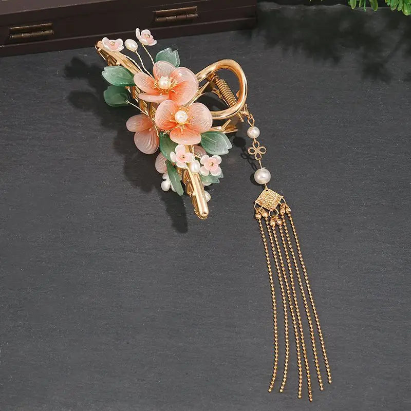 Vintage Metal Hair Claw for Women Chinese Hair Accessories