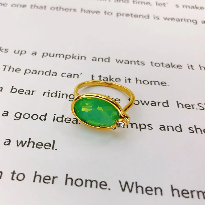 Vintage Noble Emerald Index Finger Ring Wedding Party Jewelry Gift