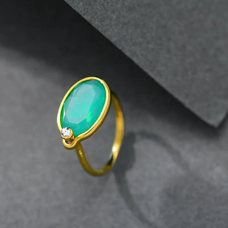 Vintage Noble Emerald Index Finger Ring Wedding Party Jewelry Gift