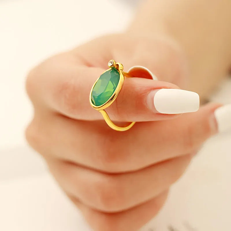 Vintage Noble Emerald Index Finger Ring Wedding Party Jewelry Gift