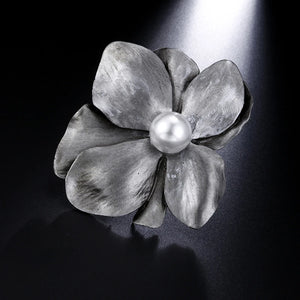 Vintage Large Pearl Flower Brooches Classic Retro Brooch Pins Plant Jewelry