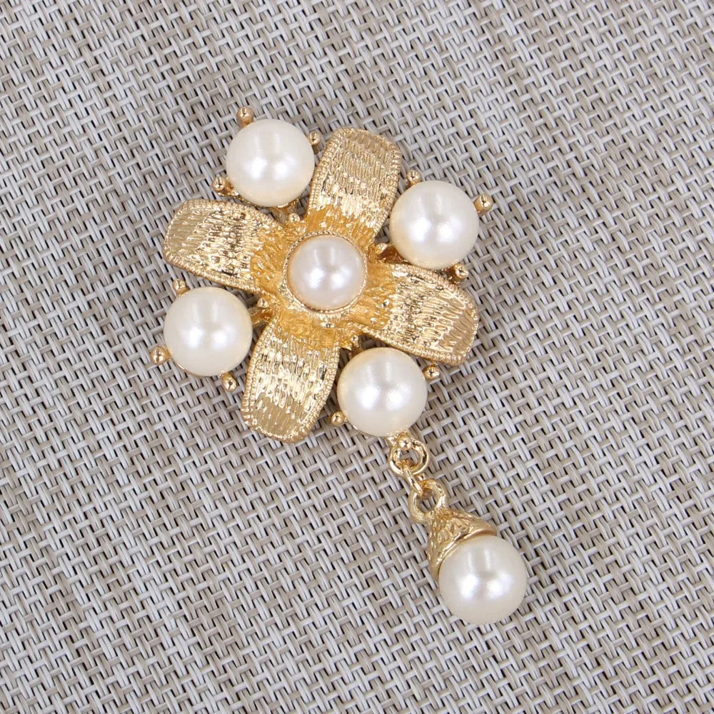 Vintage Pearl Flower Brooch Jewelry For Women/men