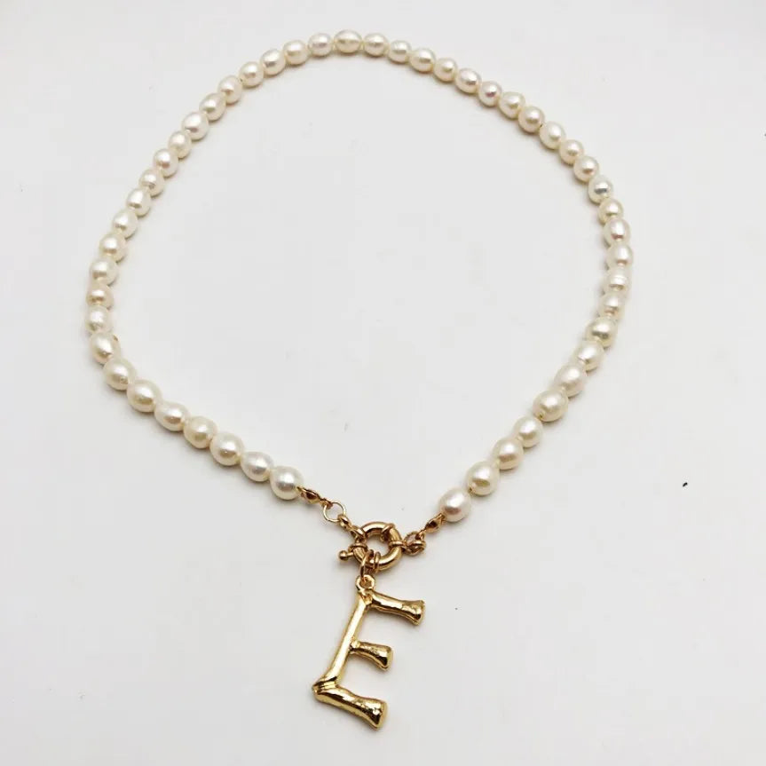 Vintage Pearl Necklace Choker Alphabet A-Z Initial Pearl Chain Necklace