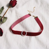 Vintage Pearl Velvet Chokers Necklace for Women Girls Retro Geometric Heart Coll