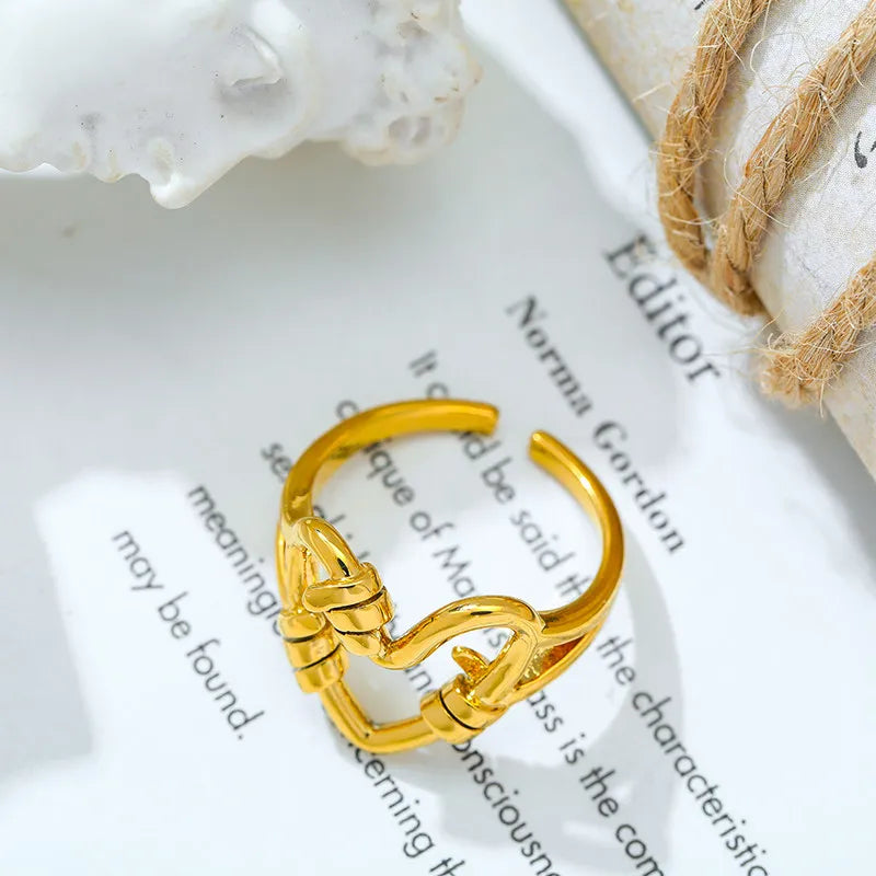 Vintage Punk Hollow Out Heart Ring Golden Open Index Finger Wedding Jewellery