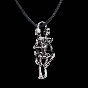 Vintage Punk Skull Hug Pendant Necklace Hip Hop Skeleton Leather Rope Chain Neck