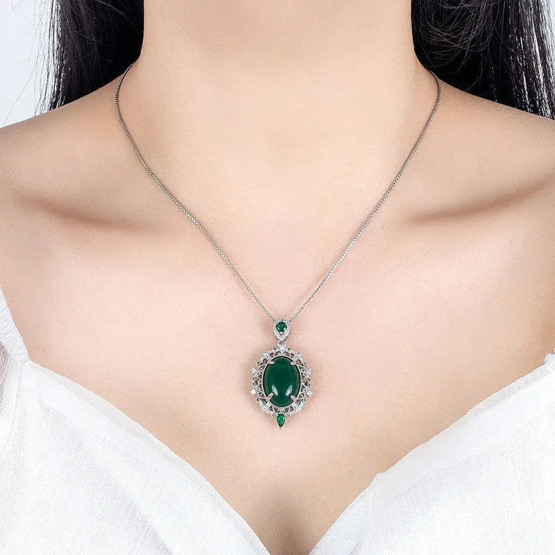 Vintage Royal Green Jade Emerald Pendant Necklace 18k Filled