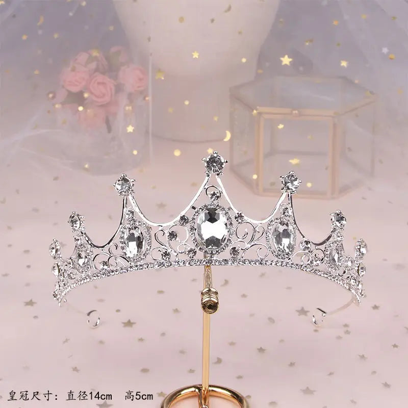 Vintage Small Baroque Green Red Crystal Tiaras Crowns for Women Girls