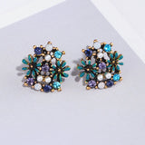 Vintage Sweet Flower Stud Earrings for Women Pearl Crystal Earrings
