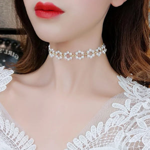 Vintage Pearl Choker Necklaces for Women Collar Necklaces