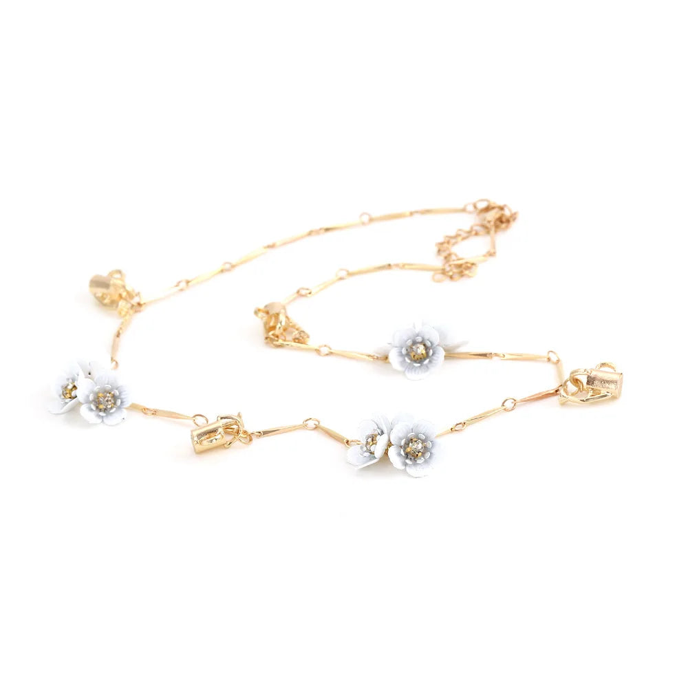 Vintage Flower Tassel Pendant Necklace for Woman Clothing Accessories
