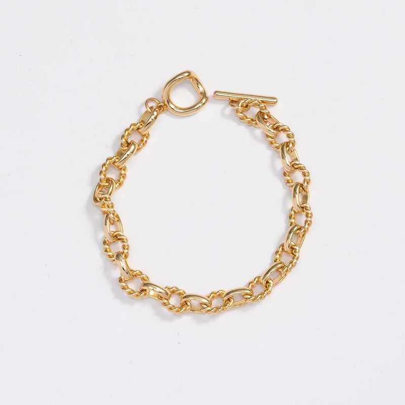 Vintage Twisted Circle Metal Bangle Bracelet Chain Women Gift