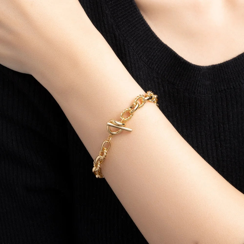 Vintage Twisted Circle Metal Bangle Bracelet Chain Women Gift