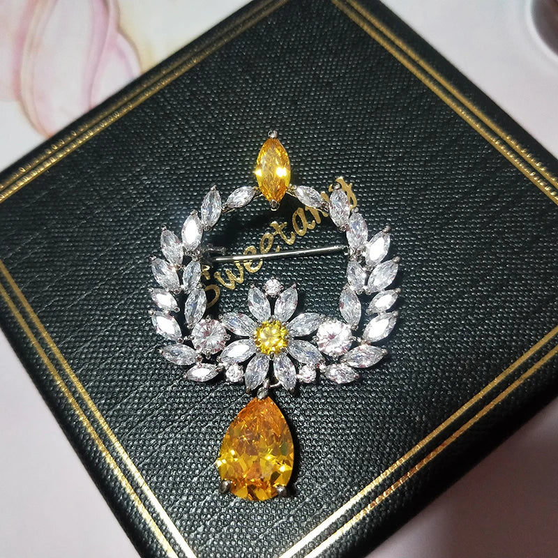 Vintage Wreath Red Yellow Crystal Teardrop Brooch Pin Women Jewelry Zircon