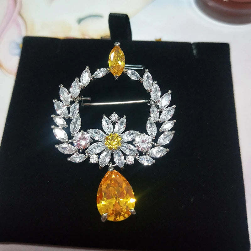 Vintage Wreath Red Yellow Crystal Teardrop Brooch Pin Women Jewelry Zircon